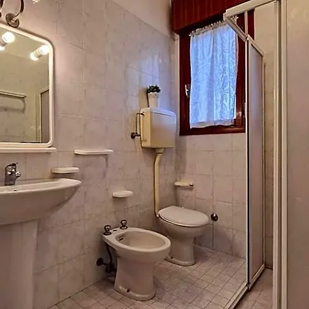 Bright Flat In With Pool - Beahost 3* Bibione