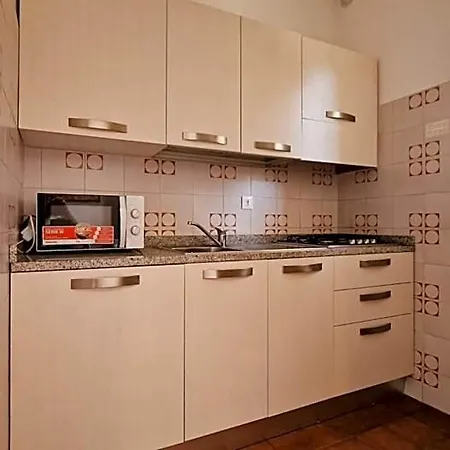 Hotel Bright Flat In With Pool - Beahost 3*