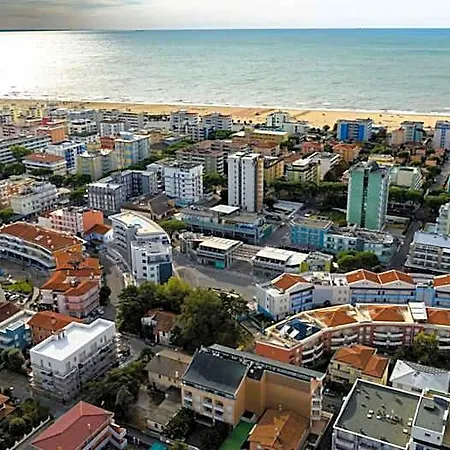 Hotel Bright Flat In With Pool - Beahost Bibione