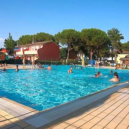 Bright Flat In With Pool - Beahost Hotel Bibione