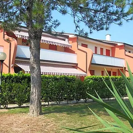 Bright Flat In With Pool - Beahost Hotel Bibione